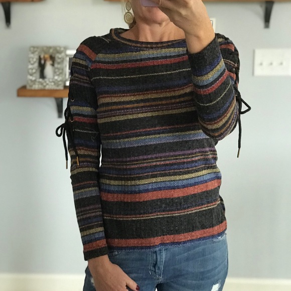Multi Color Stripe Tie Sleeve Top - Picture 5 of 7